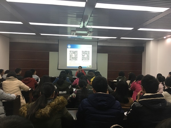 无修正
回访母校动员会4.JPG